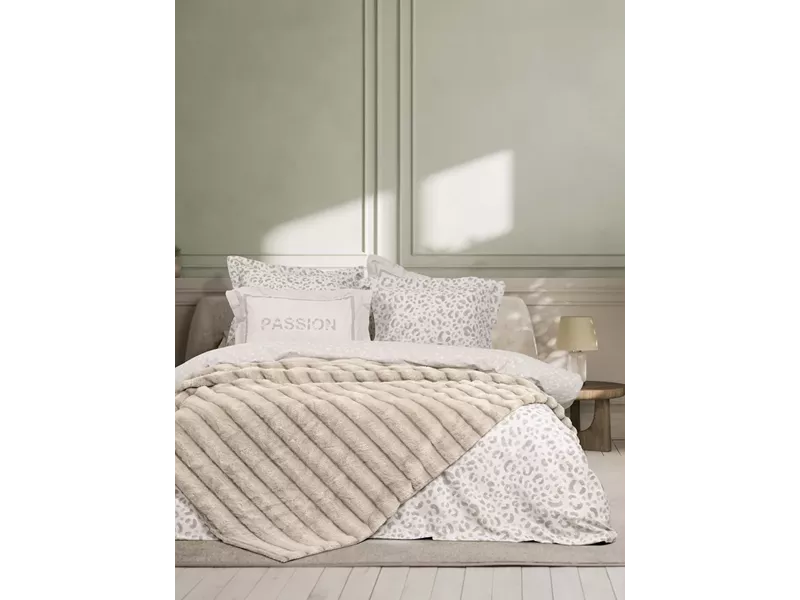 Κουβέρτα Carezza - Ivory