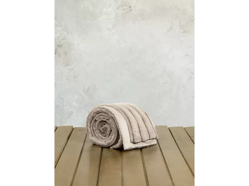 Κουβέρτα Carezza - Ivory