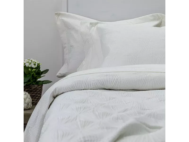 Κουβερλί Σετ Φαίδρα Υπέρδιπλο Εκρού 220 x 240 cm + (2) 50 x 70 cm