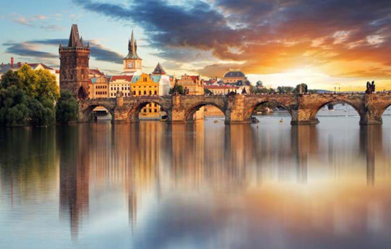 Roller και ταπετσαρία τοίχου E-253