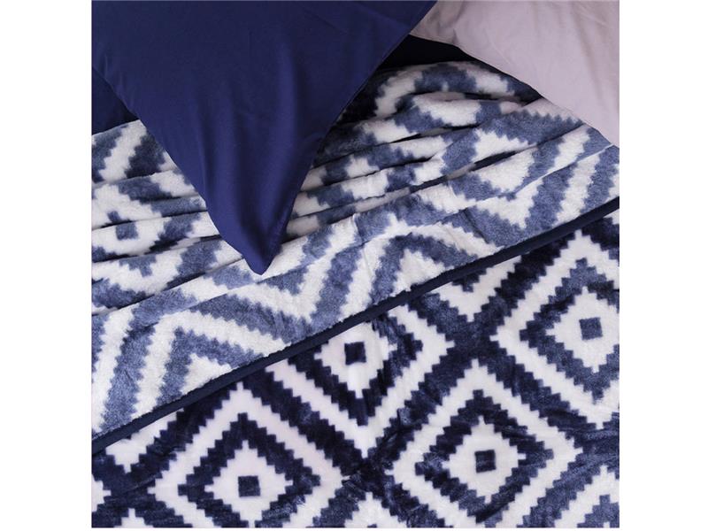 Κουβέρτα Tribal Μονή